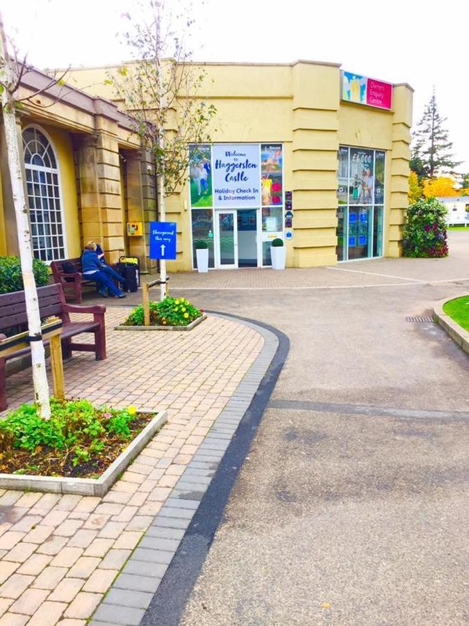 Haven Haggerston Castle Caravan Hire Cheswick  エクステリア 写真